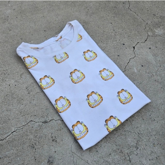 Cartoon Network Other - Garfield All Over Print Size L White Graphic print t-shirt